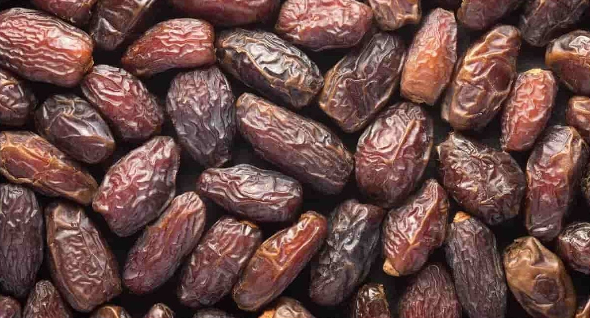 تصویر 2 از خرما پیارم صادراتی مناسب تجارت خارجی با بافت نیمه خشک
